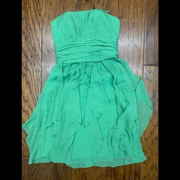 David’s bridal strapless chiffon dress with layered skirt - Picture 3 of 5